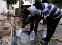 Ливия: В столице страны серьёзные проблемы с водоснабжением, горожане бурят скважины